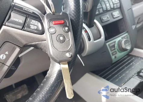 2011 Honda Pilot Touring из США, поврежденный, VIN 5FNYF4H93BB024406